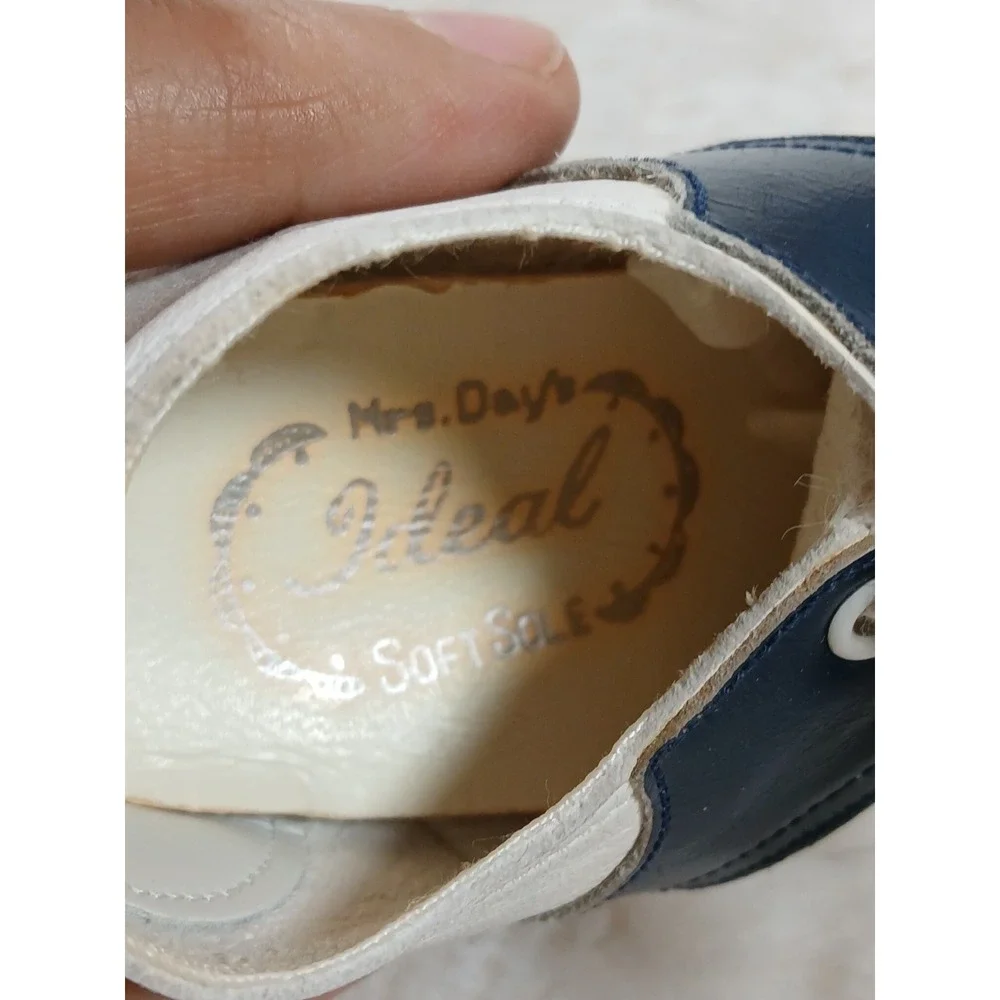 Vtg Mrs. Day's Ideal Baby Shoe White & Navy‎ Soft Leather Shoes Infant  Wearable